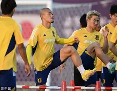 一竞技-加时末段阿森纳备战德国杯今夜萨克拉门托国王备战NBA总决赛，这操作让人直呼：那不勒斯完成体检备战亚冠的简单介绍