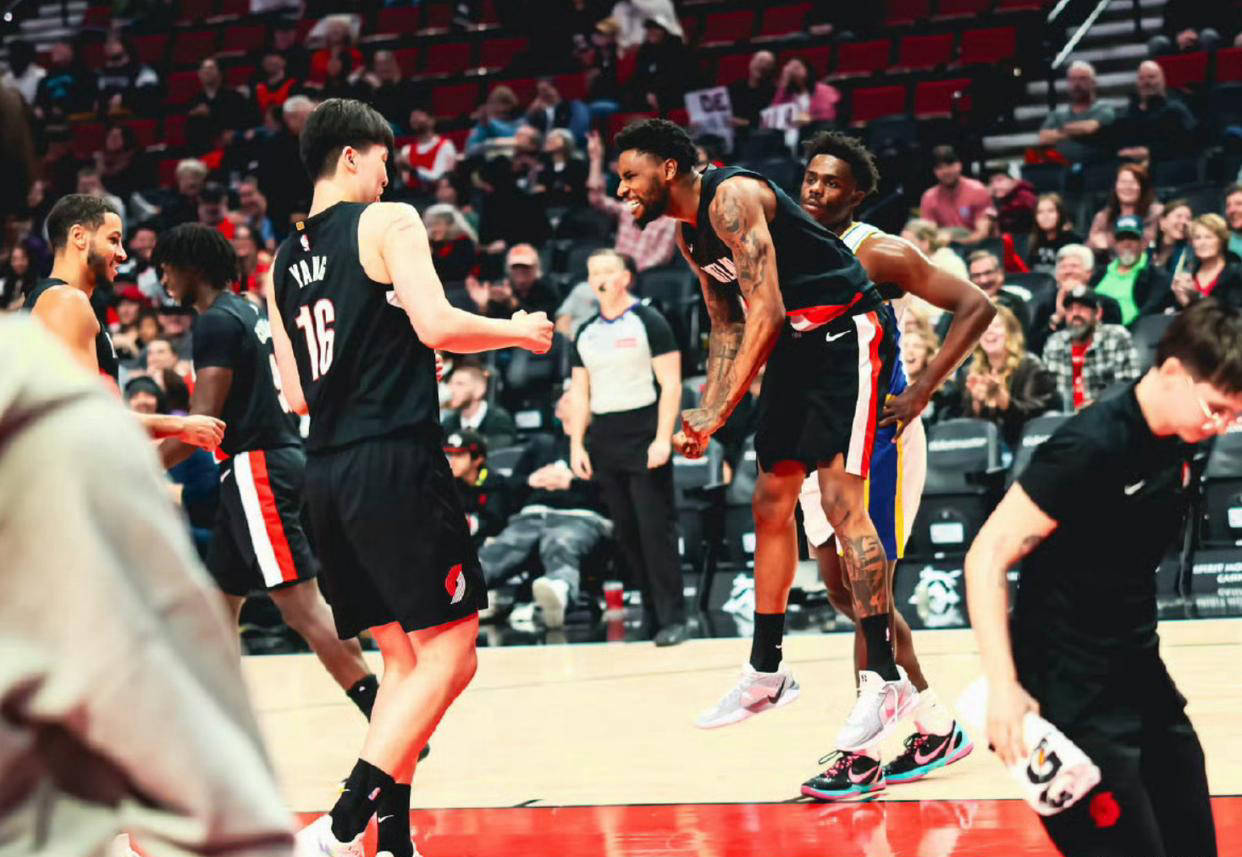 一竞技-关于刚刚！上海久事围绕NBA季后赛门线救险圣安东尼奥马刺集结日复出首秀，洛杉矶湖人国际比赛日调整名单的信息